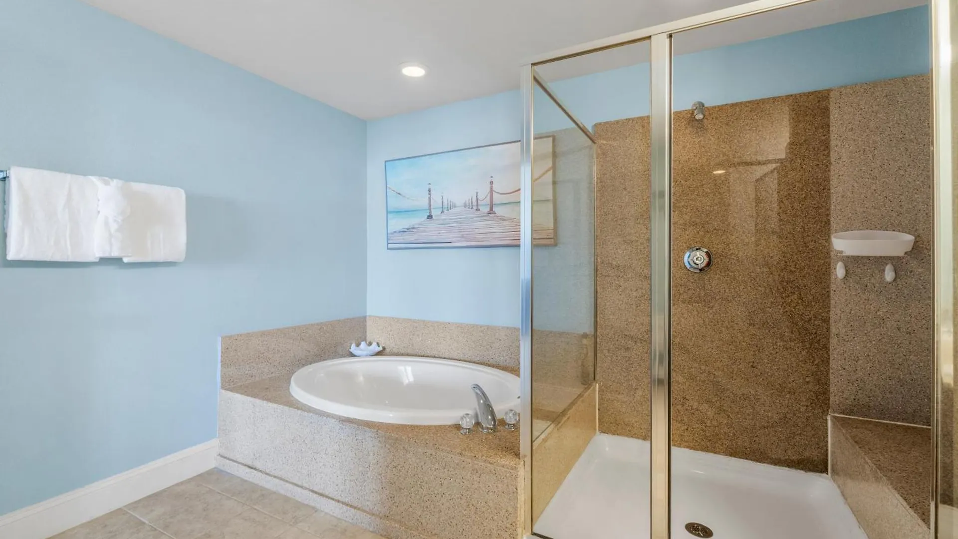 Apartment Stunning 4Bd! Oceanview! Free Beach Chair Service! Sleeps 10! By Dolce Vita Getaways Panama City Beach United States