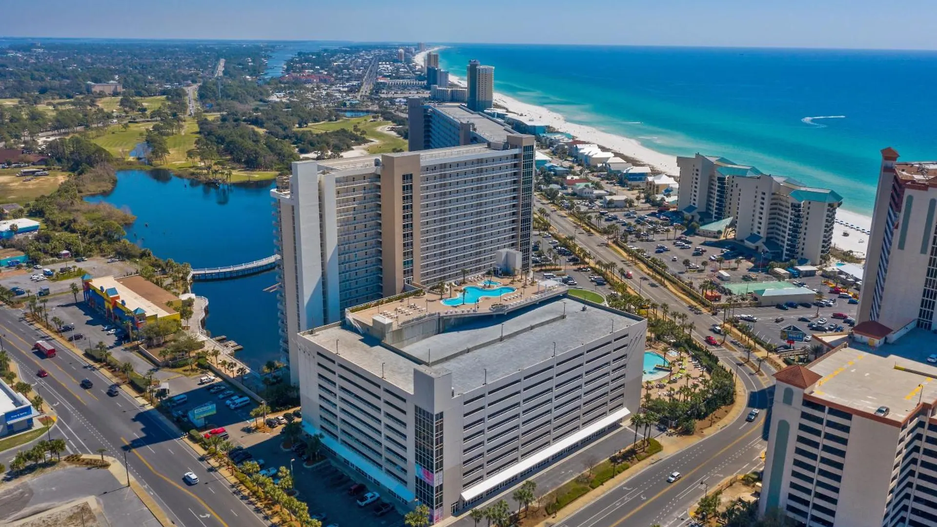 Stunning 4Bd! Oceanview! Free Beach Chair Service! Sleeps 10! By Dolce Vita Getaways Panama City Beach