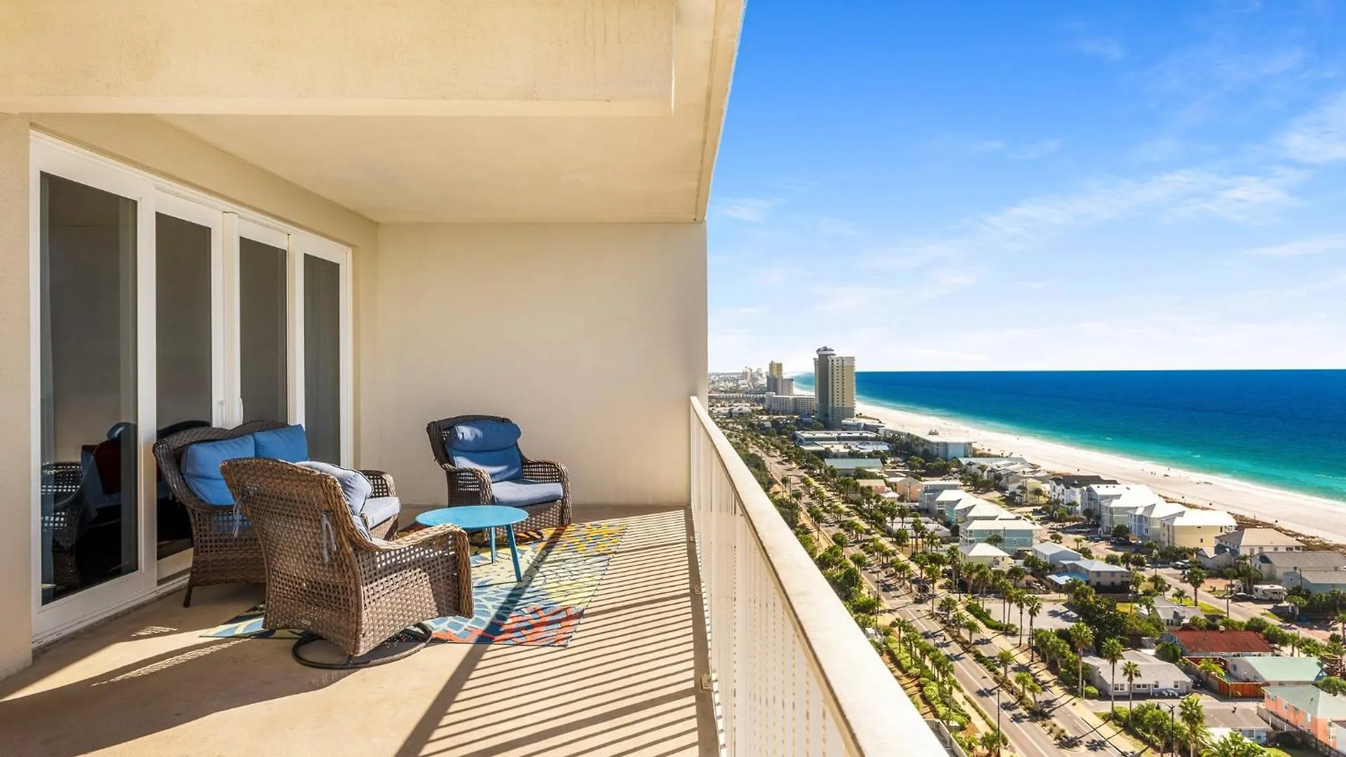 Stunning 4Bd! Oceanview! Free Beach Chair Service! Sleeps 10! By Dolce Vita Getaways Panama City Beach 0*,