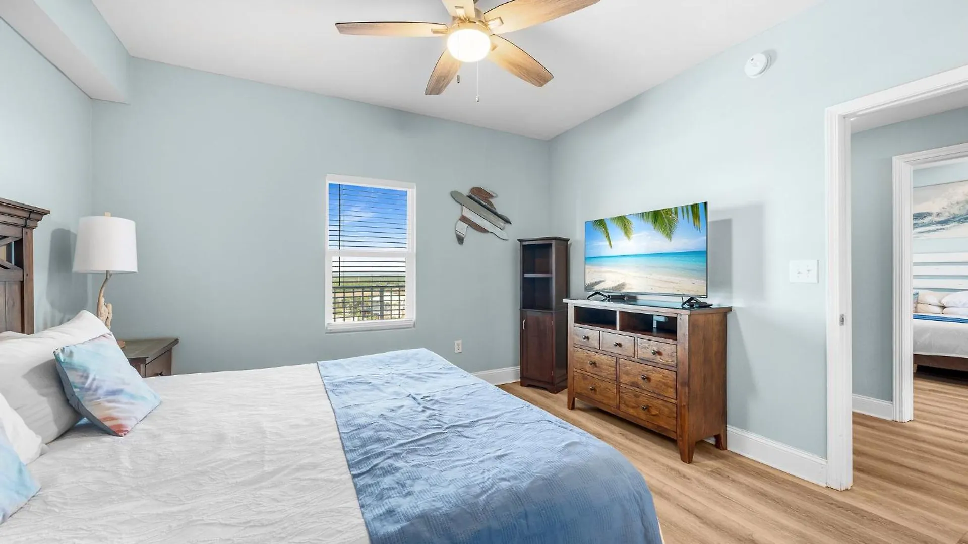 Stunning 4Bd! Oceanview! Free Beach Chair Service! Sleeps 10! By Dolce Vita Getaways Panama City Beach 0*,  United States